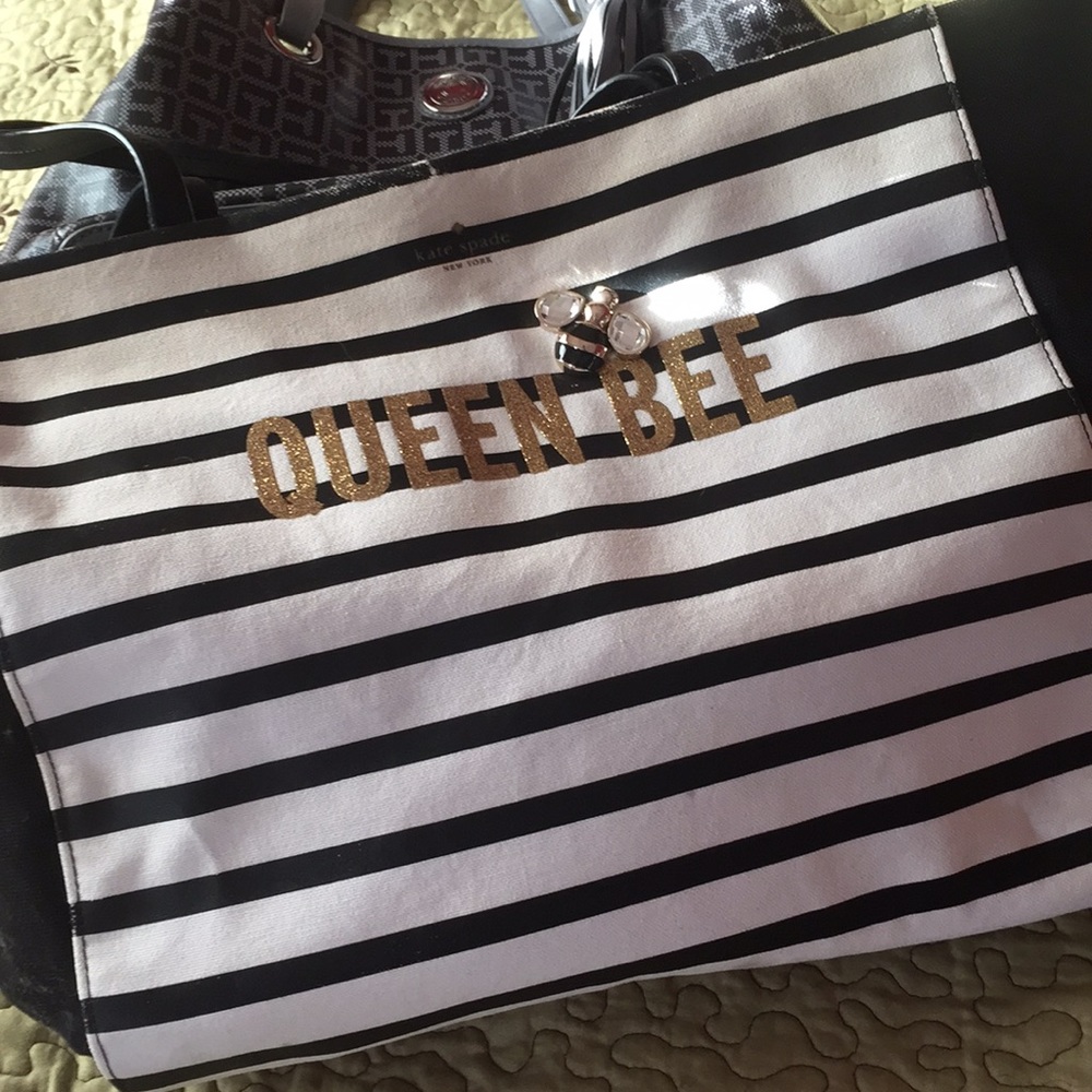 Kate spade queen bee purse